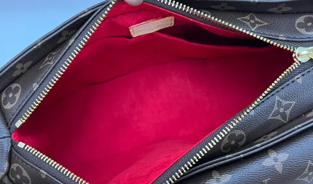 Louis Vuitton Petite Malle حقيبة سلاسل كانفاس بنية مع مونوغرام 3