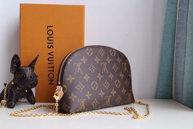 Louis Vuitton Pochette Metis Marrom Dourado Forma Semi-Circular Dome Shape Monograma Lona Revestida Bolsa de Corrente 9
