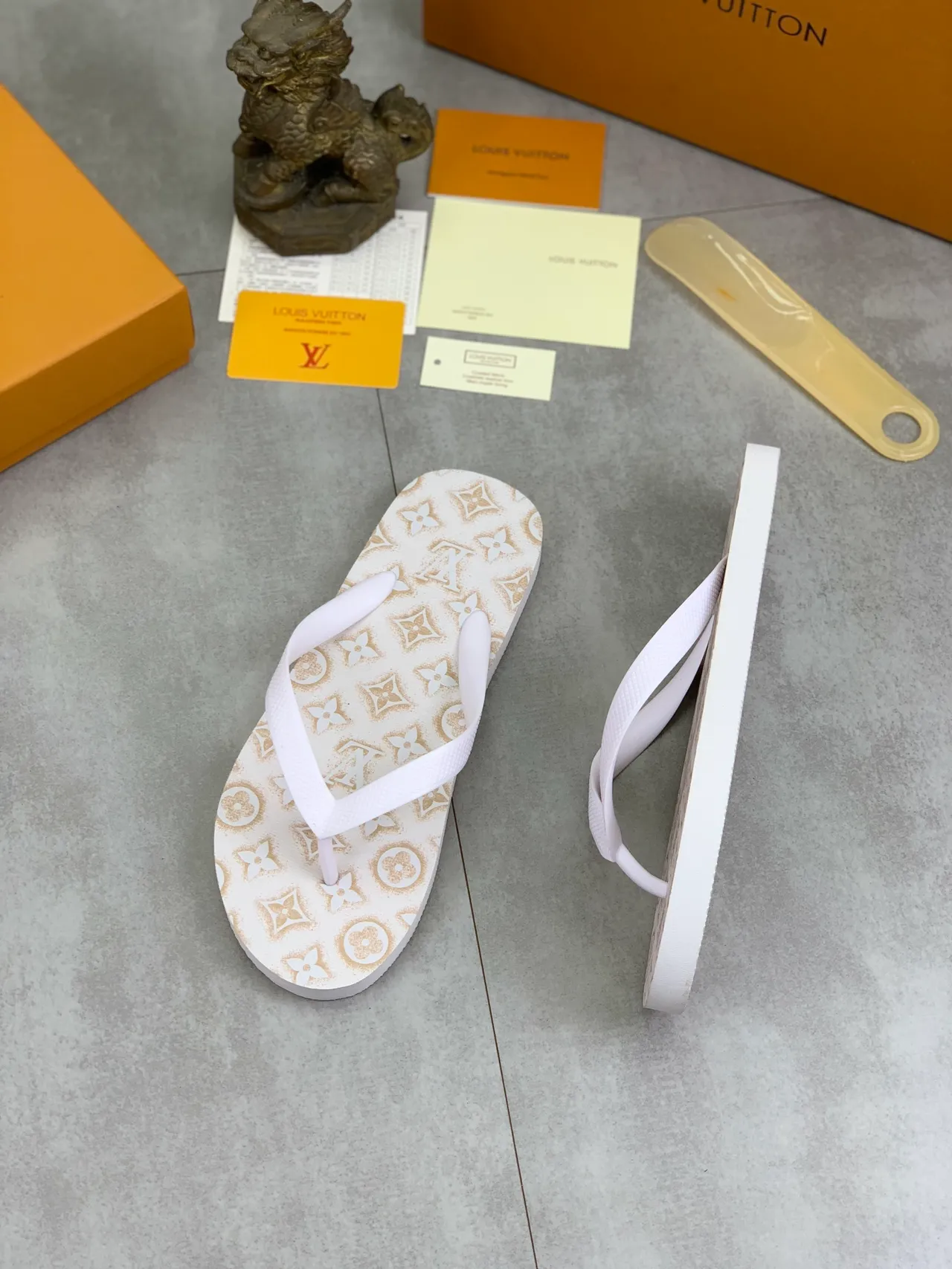 Louis Vuitton Printed Monogram and Damier Flip-Flop Slippers 18