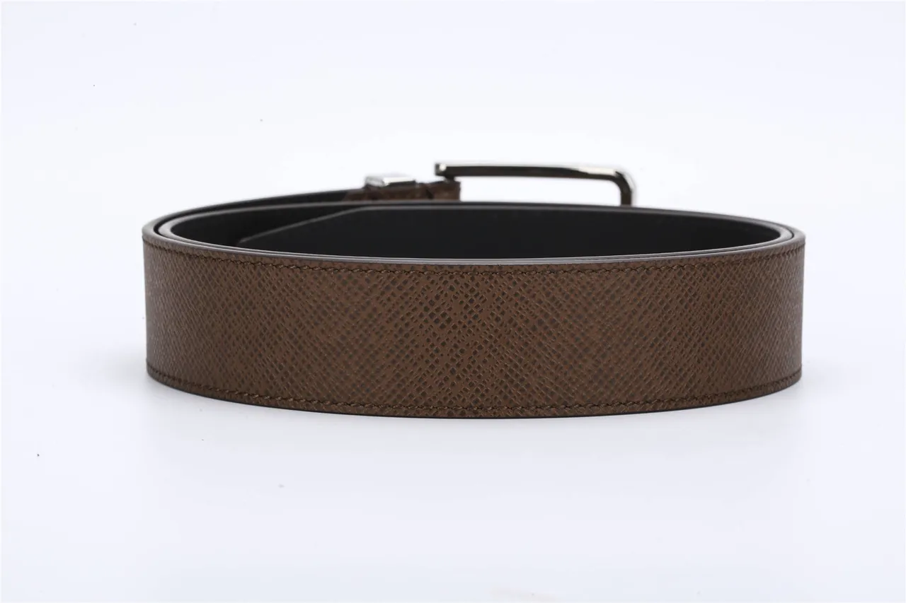 Louis Vuitton Ceinture en cuir marron texturée réversible 2