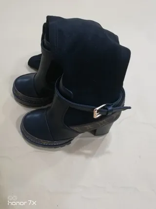 Louis Vuitton Run Away Black Suede and Leather Monogram Platform Knee Boots 7