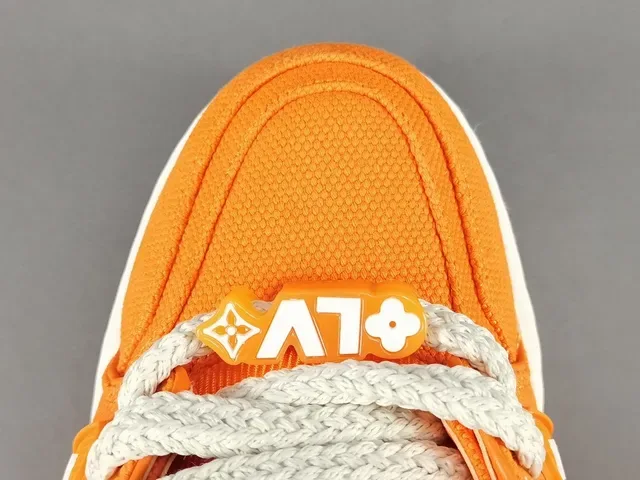 Louis Vuitton Run Away Zapatillas Lifestyle Naranja y Blanco 10