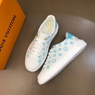 Louis Vuitton Run Away 白色和浅蓝色 Monogram 生活方式运动鞋