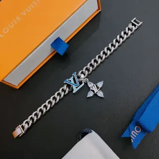 Pulsera Louis Vuitton Cadena Curb-Link Esmaltada con Placa LV Plata Azul