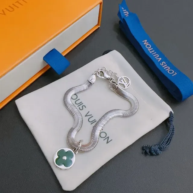 Louis Vuitton Snake Chain Four Leaf Clover Charm Bracelet 9