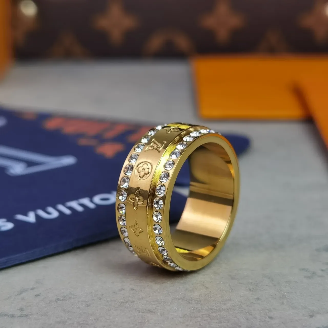 Louis Vuitton Turnaround Ring Rose Gold and Yellow Gold Crystal-Pavé Rings 4