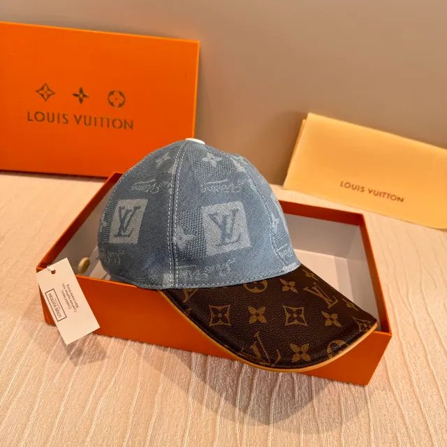 Louis Vuitton दो टोन डेनिम और मॉनोग्राम बेसबॉल कैप 8