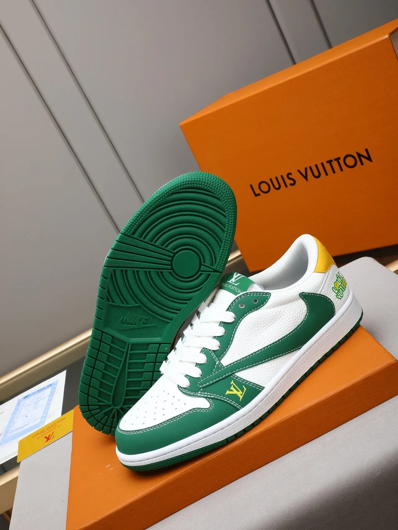 Louis Vuitton White Green Low-Top Layered Leather/suede Lifestyle Sneakers 4