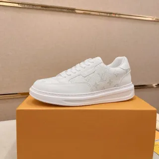 Zapatillas Lifestyle Louis Vuitton Blancas de Cuero Monogramado con Suela de Plataforma