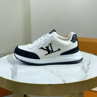 Louis Vuitton Zapatillas Lifestyle Blanco y Marino Monograma Lona Paneles Suela Esculpida