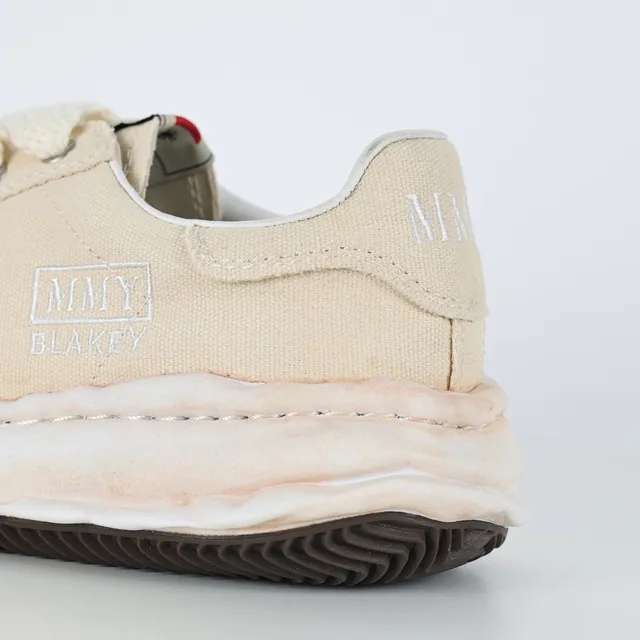 Maison Margiela بيج أسود مفكك متعدد الطبقات سنيكرز الأسلوب الحياتي 4