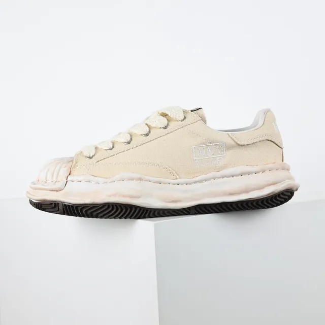 Maison Margiela بيج أسود مفكك متعدد الطبقات سنيكرز الأسلوب الحياتي 9