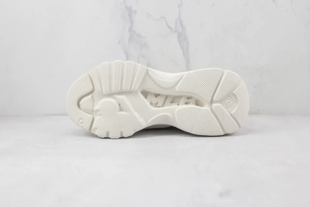 Mitchell & Ness NY Yankees Monogram Zapatillas Altas Chunky 8
