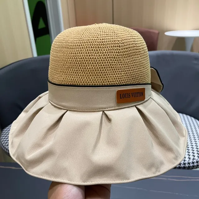 Miu Miu Bege Preto chapéu bucket com aba larga malha coroa 4