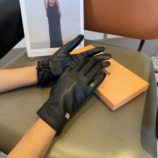 Miu Miu Luvas de Couro Preto Lisos de Dedo Completo 9