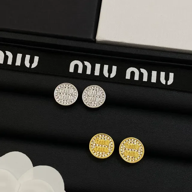 Miu Miu Logo Stud 银金色 圆形 镶嵌水晶 耳钉 6