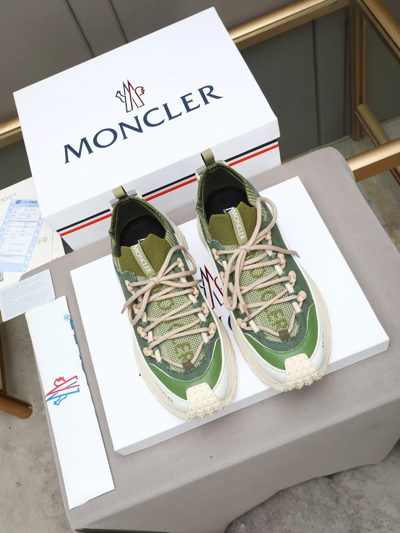 Moncler Verde Bege Tênis Chunky com Upper de Malha e Sola Vibram Lugged 3