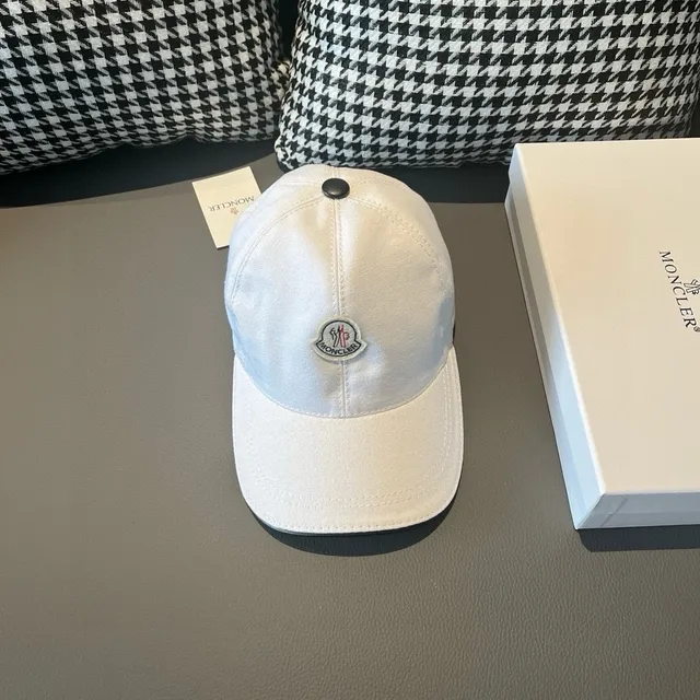 Moncler أبيض أسود منظم ستة ألواح شعار مطرز قبعة بيسبول 2