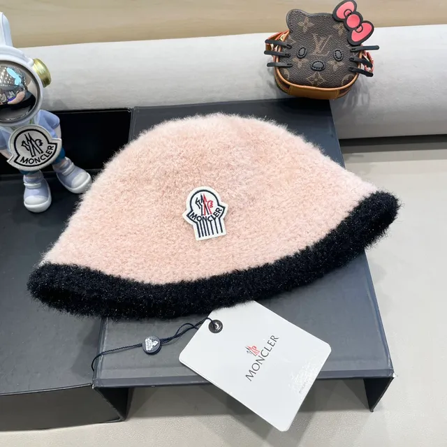 Moncler Zind Beret rosa polvoriento y negro con ribete peludo 2