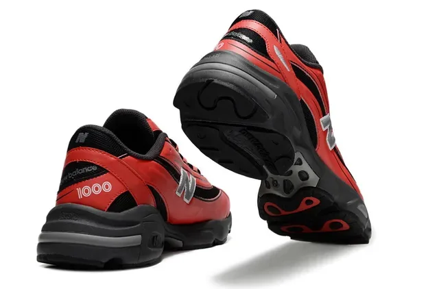 New Balance 1000 Tênis Chunky Vermelho e Preto 3
