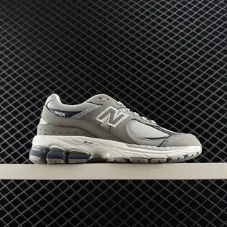 New Balance 2002R ধূসর এবং নেভি লাইফস্টাইল স্নিকার