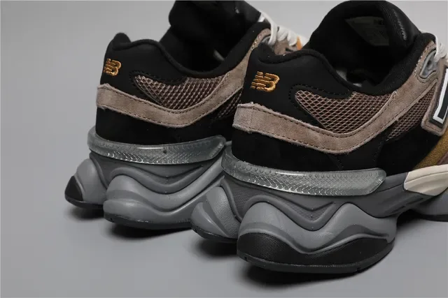 New Balance 9060 भूरा/काला लाइफस्टाइल स्नीकर 2