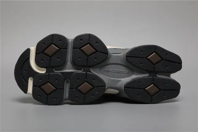 New Balance 9060 भूरा/काला लाइफस्टाइल स्नीकर 6