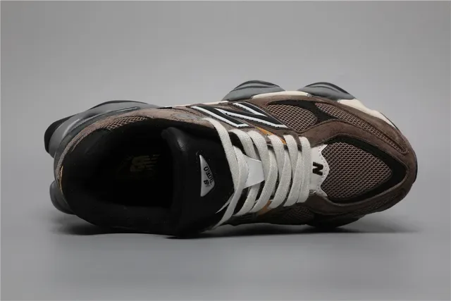 New Balance 9060 भूरा/काला लाइफस्टाइल स्नीकर 7