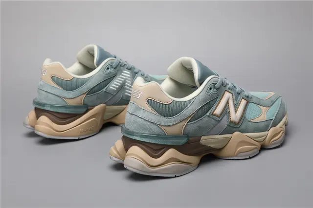 New Balance 9060 Vert Menthe Poussiéreux et Beige Chaussures Lifestyle 3