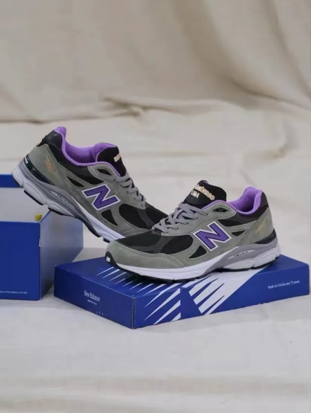 New Balance Sneakers Lifestyle en daim gris violet olive vert et maille noir avec accent logo N 7