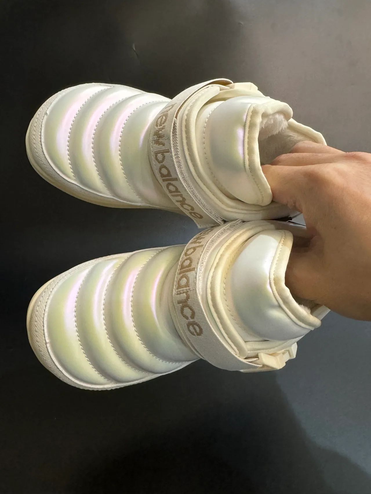 New Balance 保暖扣带雪靴 18