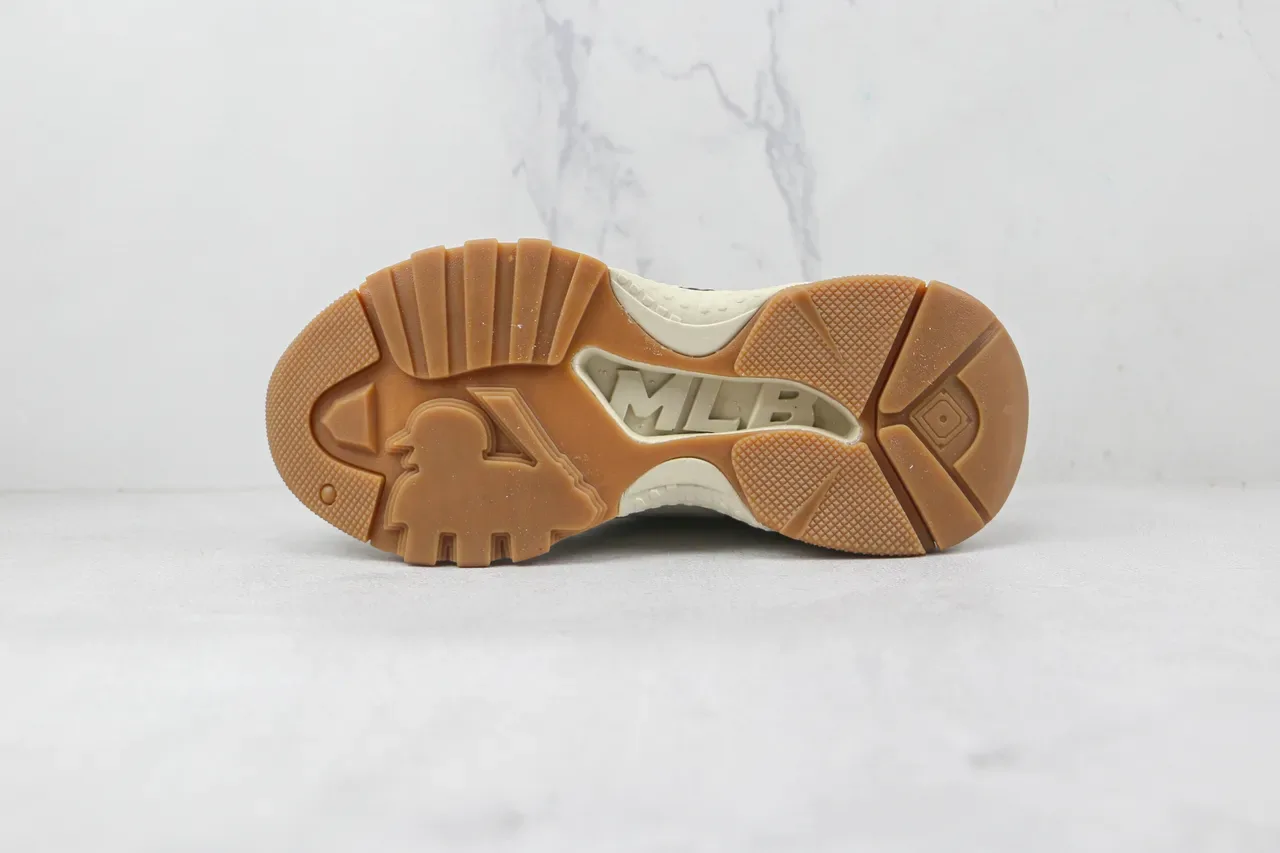 New Era Chaussures Chunky Beige Semelle Noire Oversized NY Logo 8