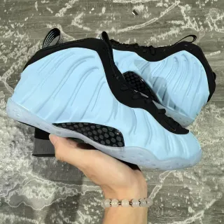 Nike Air Foamposite One أحذية نمط الحياة الأزرق السماوي الأسود