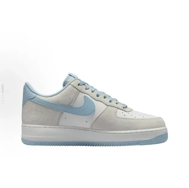 Nike Air Force 1 浅米色和淡蓝色生活方式运动鞋 2