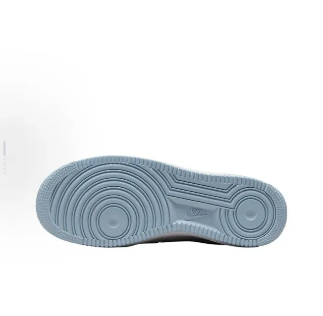 Nike Air Force 1 浅米色和淡蓝色生活方式运动鞋 6