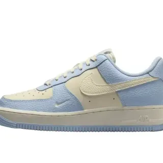 Nike Air Force 1 Chaussures Lifestyle Bleu Clair et Crème