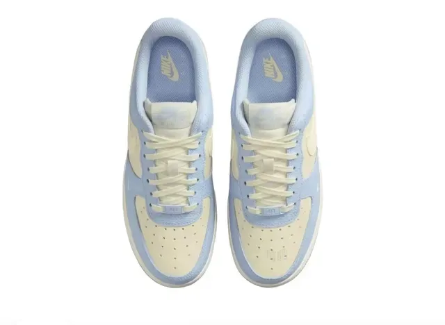 Nike Air Force 1 Light Blue and Cream Lifestyle Sneakers 4