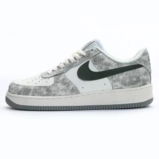 Nike Air Force 1 أحذية رياضية أسلوب حياة فضية وأخضرة منقطة