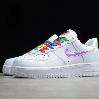Nike Air Force 1 أبيض إيريديسينت Swoosh أحزمة قزحية أسلوب حياة أحذية رياضية
