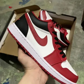 Nike Air Jordan 1 Rojo Blanco Negro zapatillas lifestyle