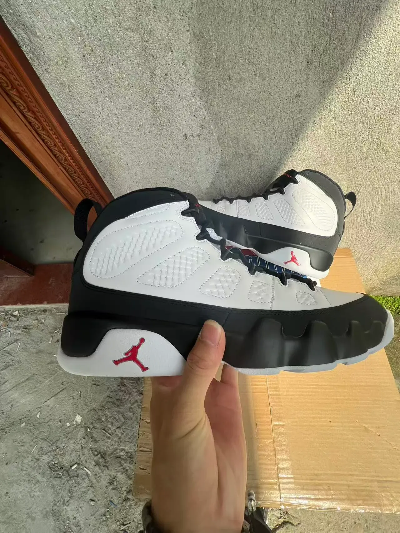 Nike Air Jordan 11 Tune Squad 白黑蓝篮球鞋 8