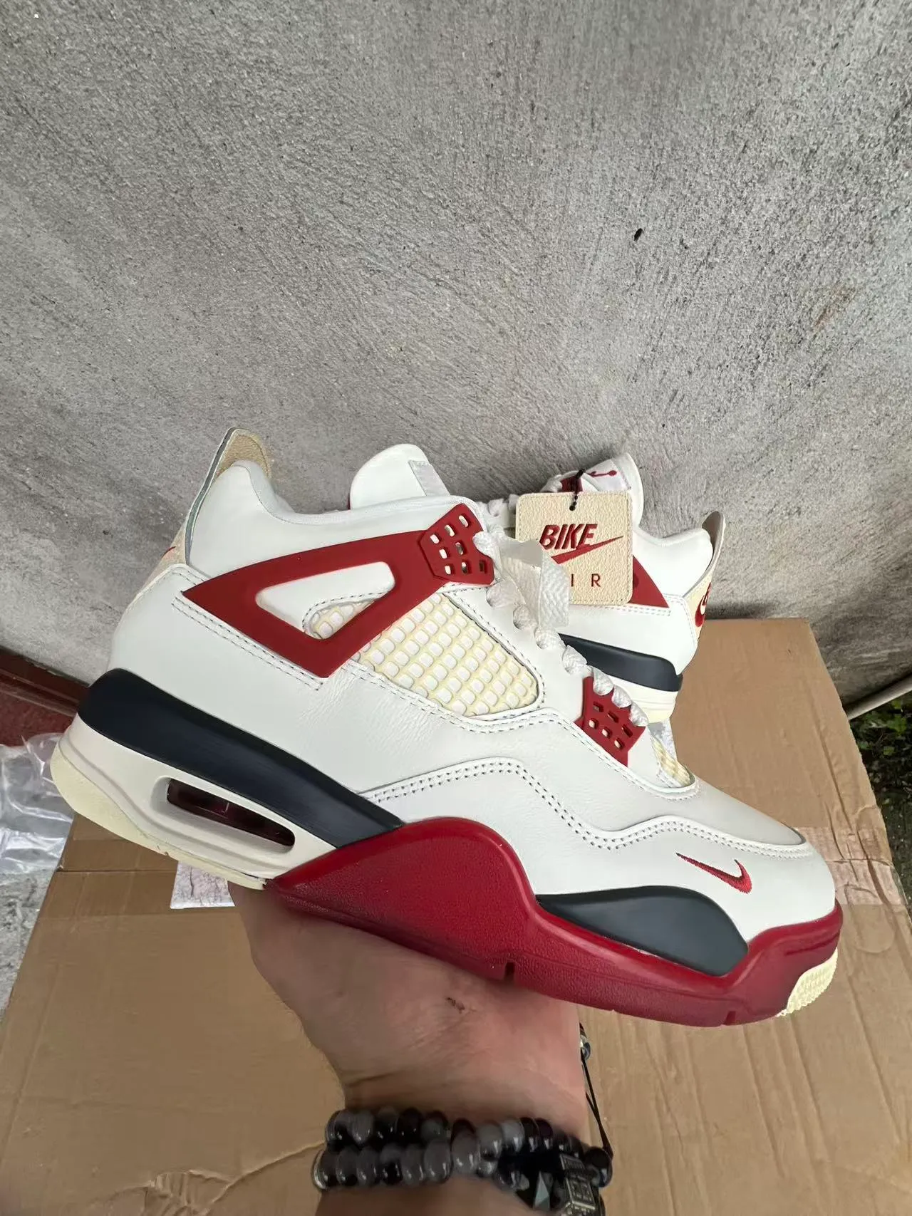 Nike Air Jordan 4 Tênis de Basquete Branco Vermelho Preto 4