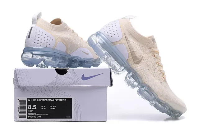 Nike Air VaporMax Flyknit Off-White Lifestyle Sneakers 2