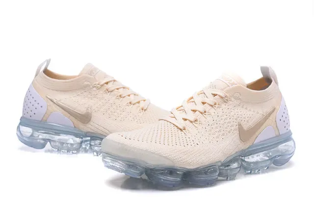 Nike Air VaporMax Flyknit Off-White Lifestyle Sneakers 6