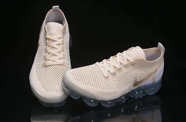 Nike Air VaporMax Flyknit Off-White Lifestyle Sneakers 11