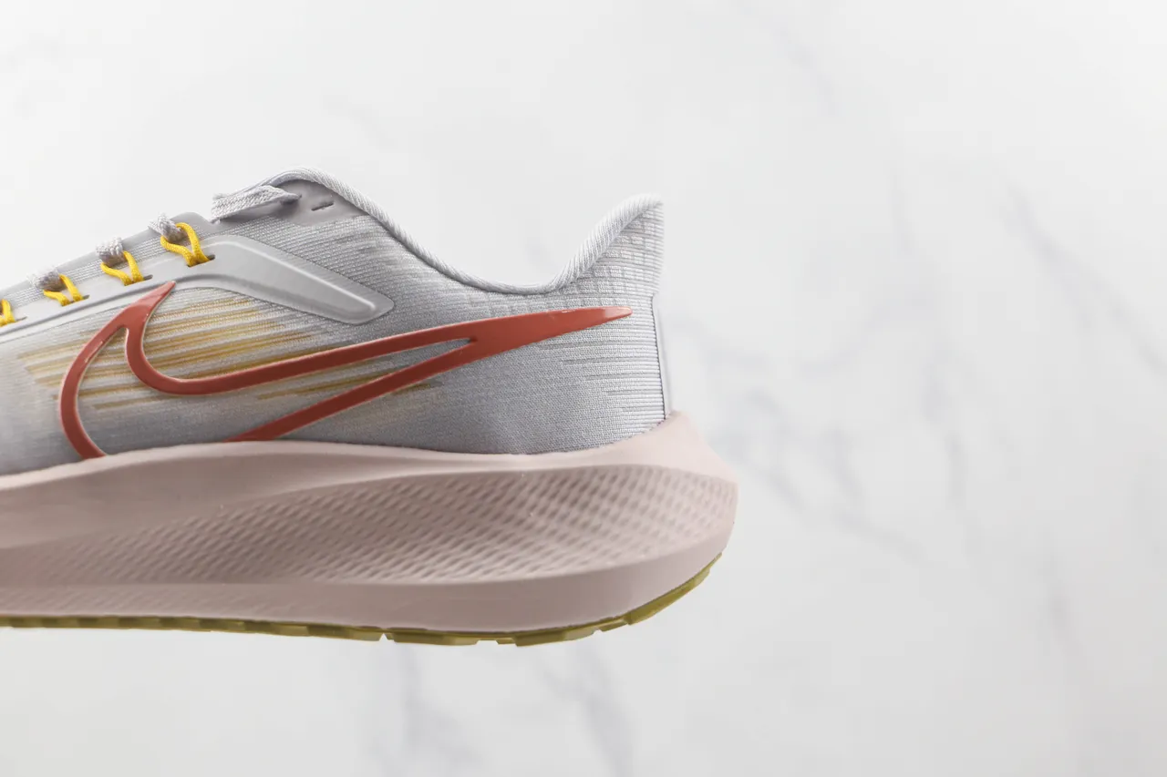 Nike Air Zoom Pegasus Gris Rose Empeigne en Tissu Engineered Plateforme Large Semelle Médiane Chaussures de Running 7