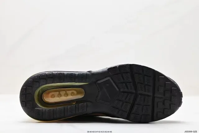 Nike 黑金网面 Swoosh 系带生活休闲鞋 5