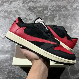 Nike Zapatillas Lifestyle de Cuero-Suede Paneladas Negro Rojo Bajas