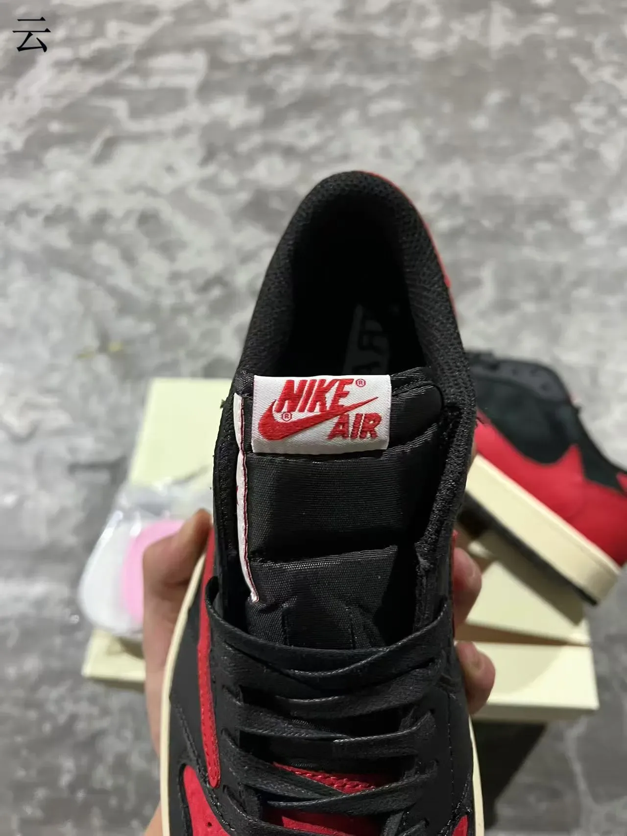 Nike Zapatillas Lifestyle de Cuero-Suede Paneladas Negro Rojo Bajas 4