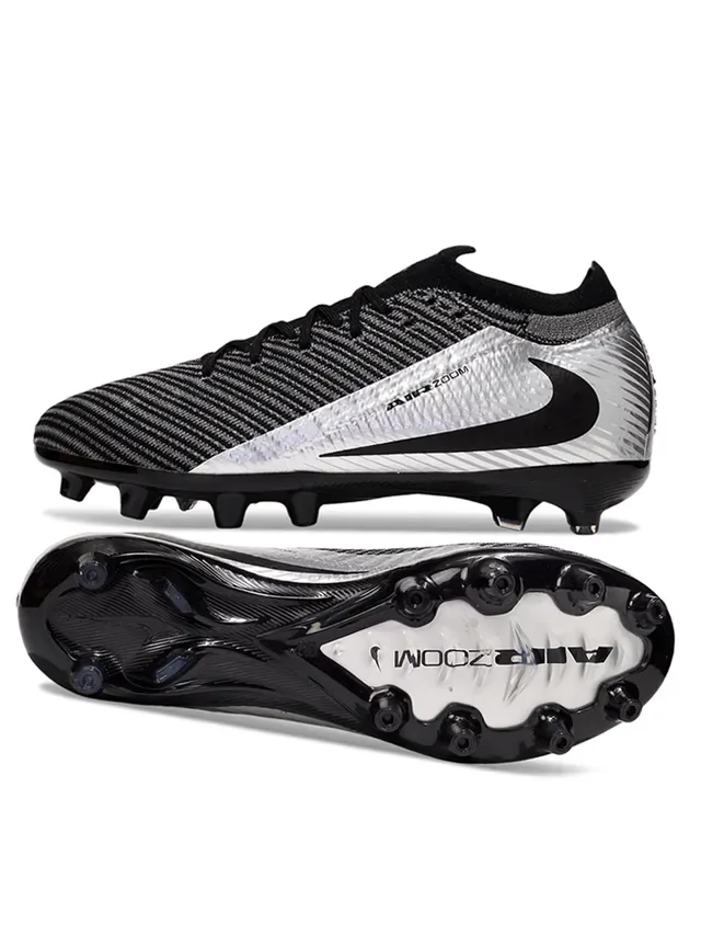 Nike Zapatillas de fútbol negro y plata con superior de knit y panel metálico para terreno firme 3